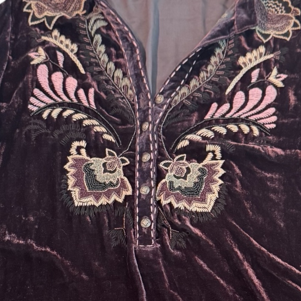 Double D Ranch Xiola heavily embroidered beaded Velvet Tunic NWOT - Picture 6 of 15